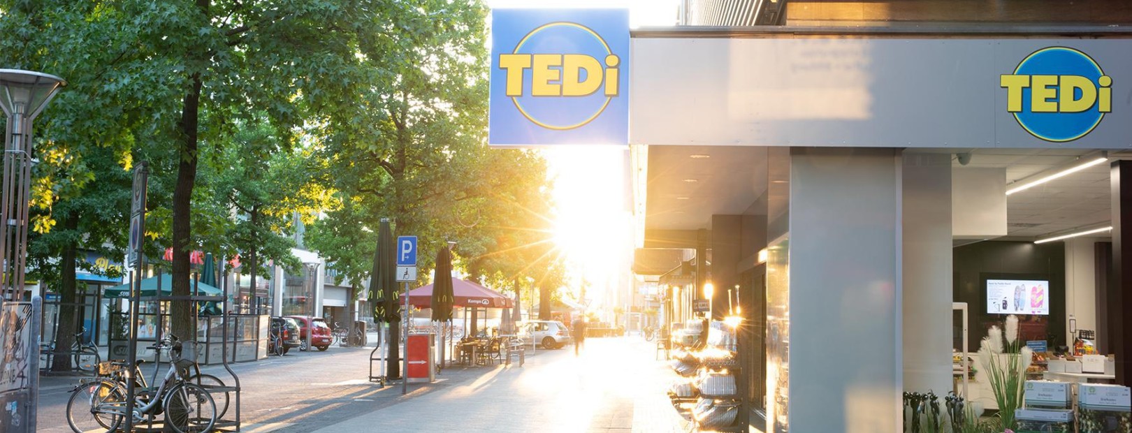 TEDi store