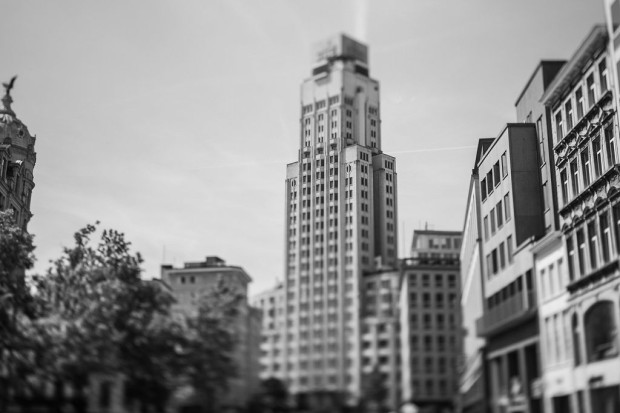 Antwerp-Boerentoren Antwerp-Boerentoren-black_and_white
